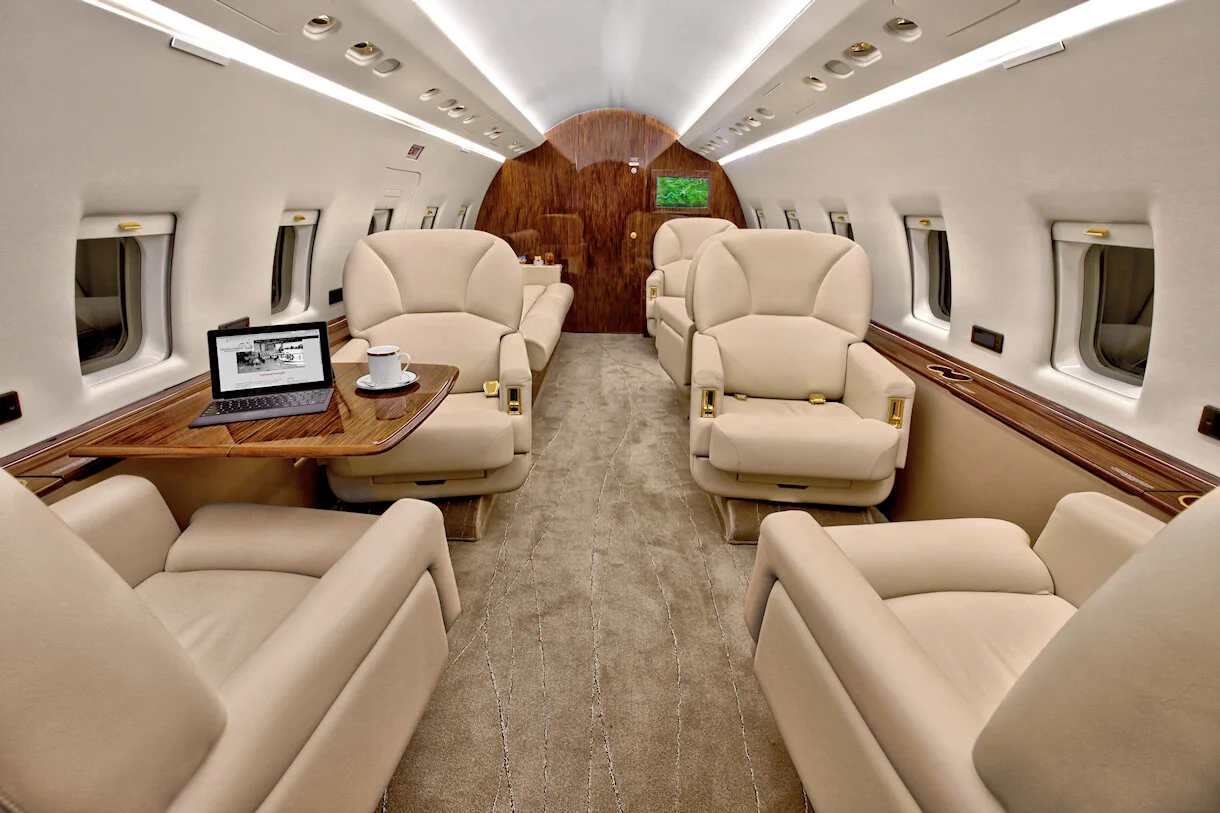 Bombardier Challenger 604 — Thoroughbred Aviation